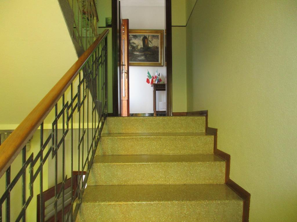 Casa Roman Italia, Center 萨西里 外观 照片