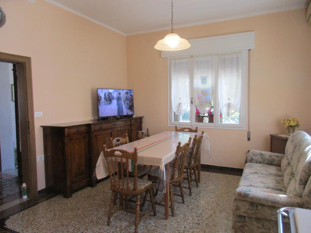 Casa Roman Italia, Center 萨西里 外观 照片
