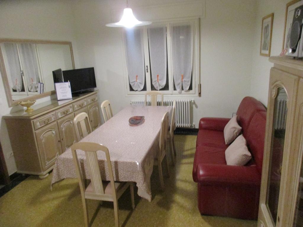 Casa Roman Italia, Center 萨西里 外观 照片