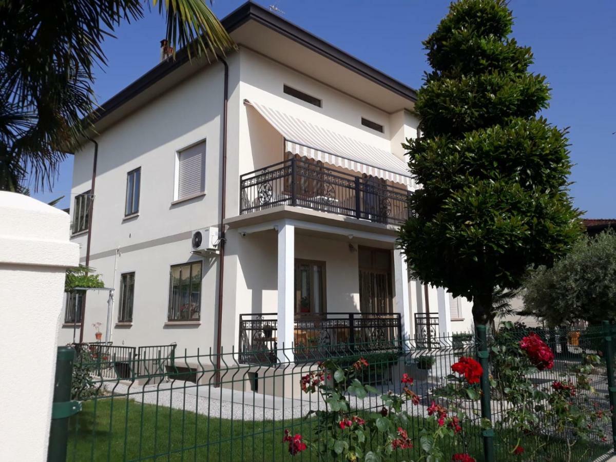 Casa Roman Italia, Center 萨西里 外观 照片
